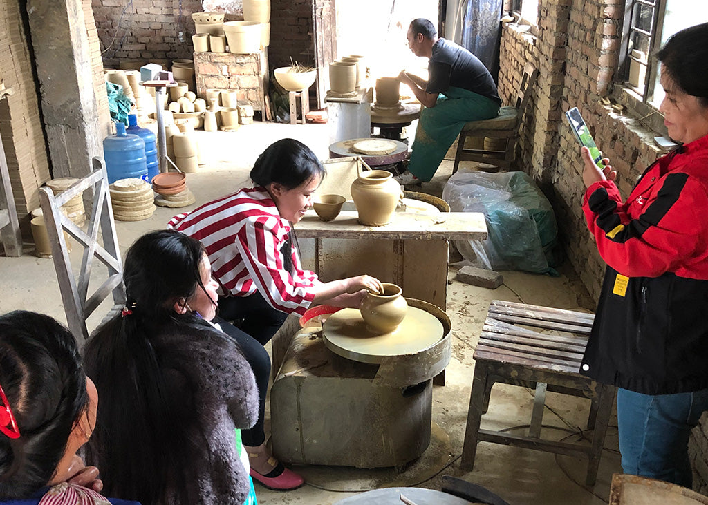 Kokroma team take a day at a Pottery
