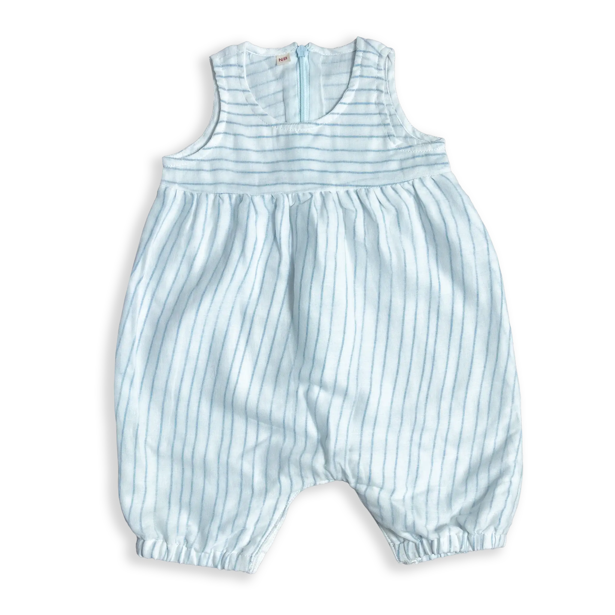 Wrap your little one with our Muslin Dreamer Onesie designed with three layers of the softest muslin fabric to keep your baby cozy and content. 