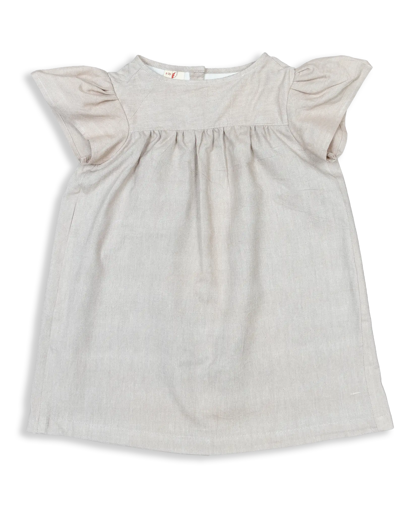 Sweet Sima Dress - the perfect dress for your little girl. Made with 100% cotton and crafted with care in Nepal, this dress combines comfort and quality in a beautiful and timeless design. This dress is perfect for any occasion - whether it's a special event or just a day out with family and friends. The breathable cotton material ensures maximum comfort, while the lightweight fabric allows for easy movement and play.