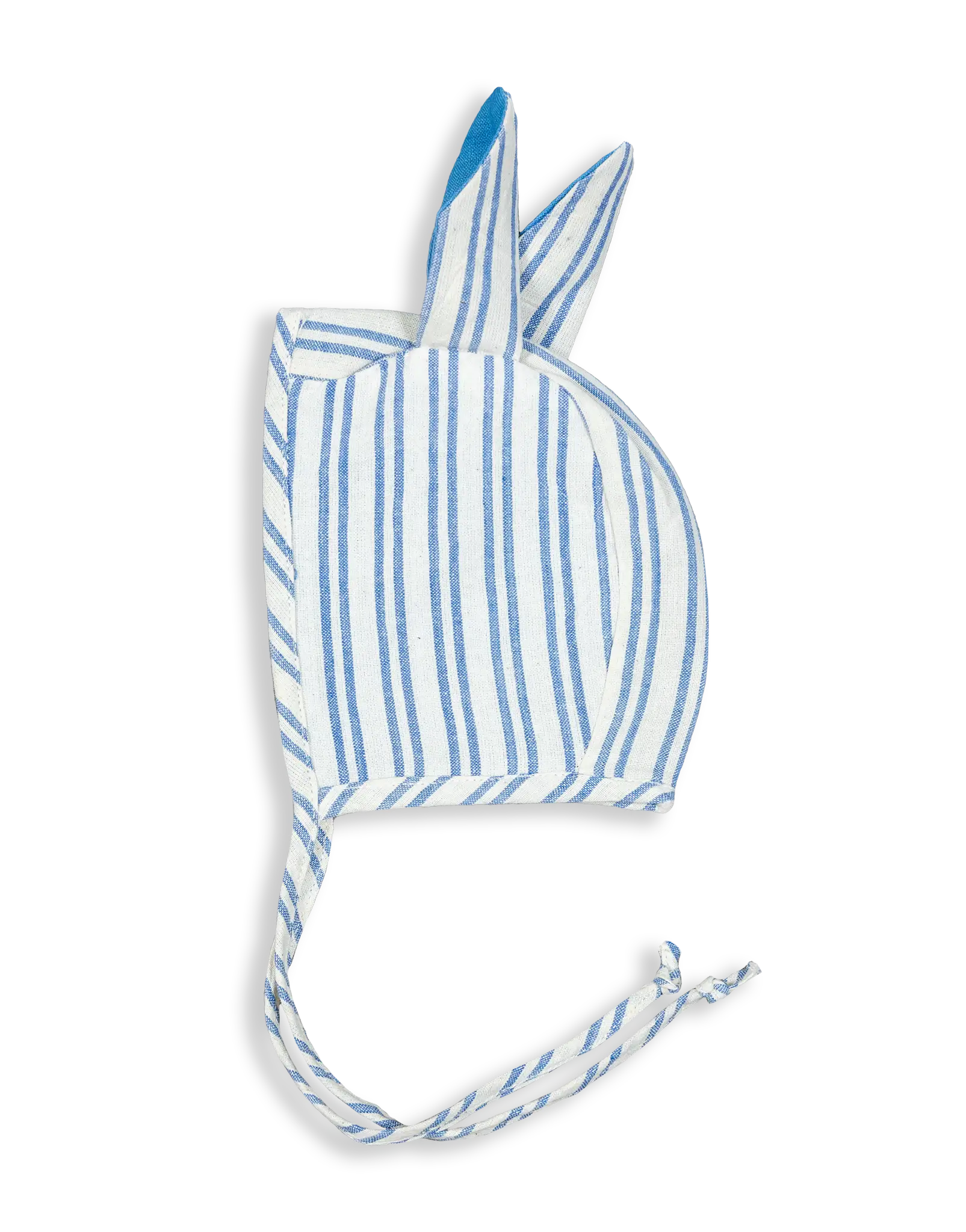This Bonnet comes in different designs like Bear ears. Our signature striped woven cotton is lined with plain-woven fabric in either blue or pink shades.