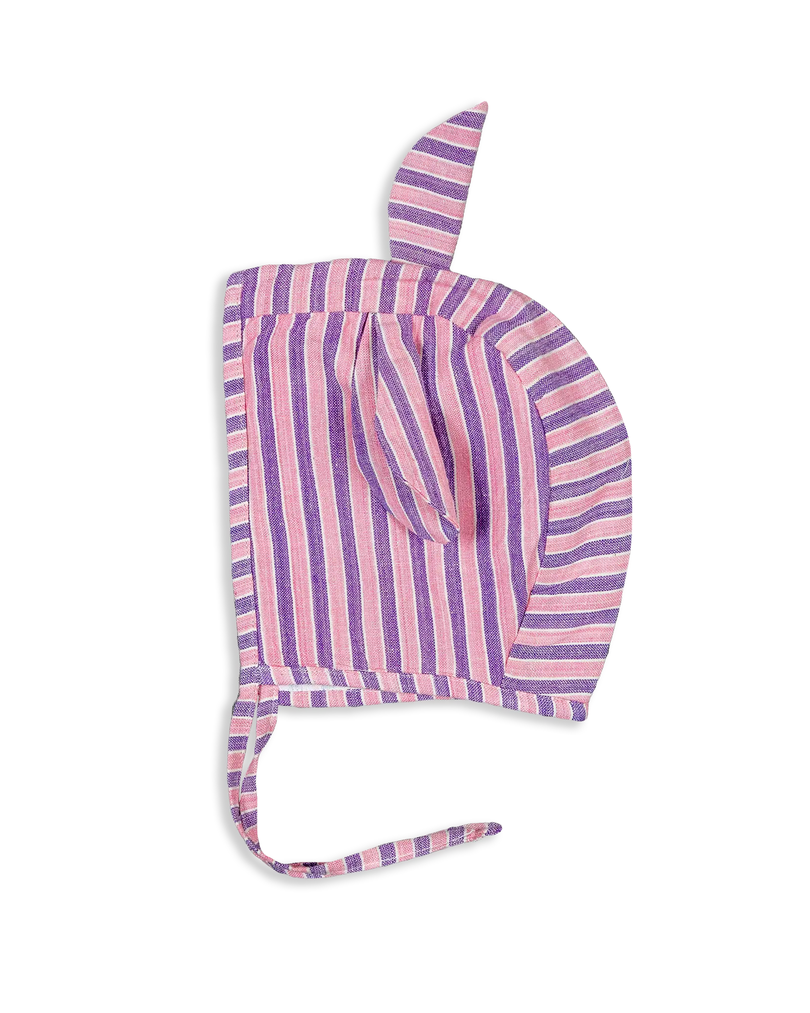 This Bonnet comes in different designs like Bear ears. Our signature striped woven cotton is lined with plain-woven fabric in either blue or pink shades.